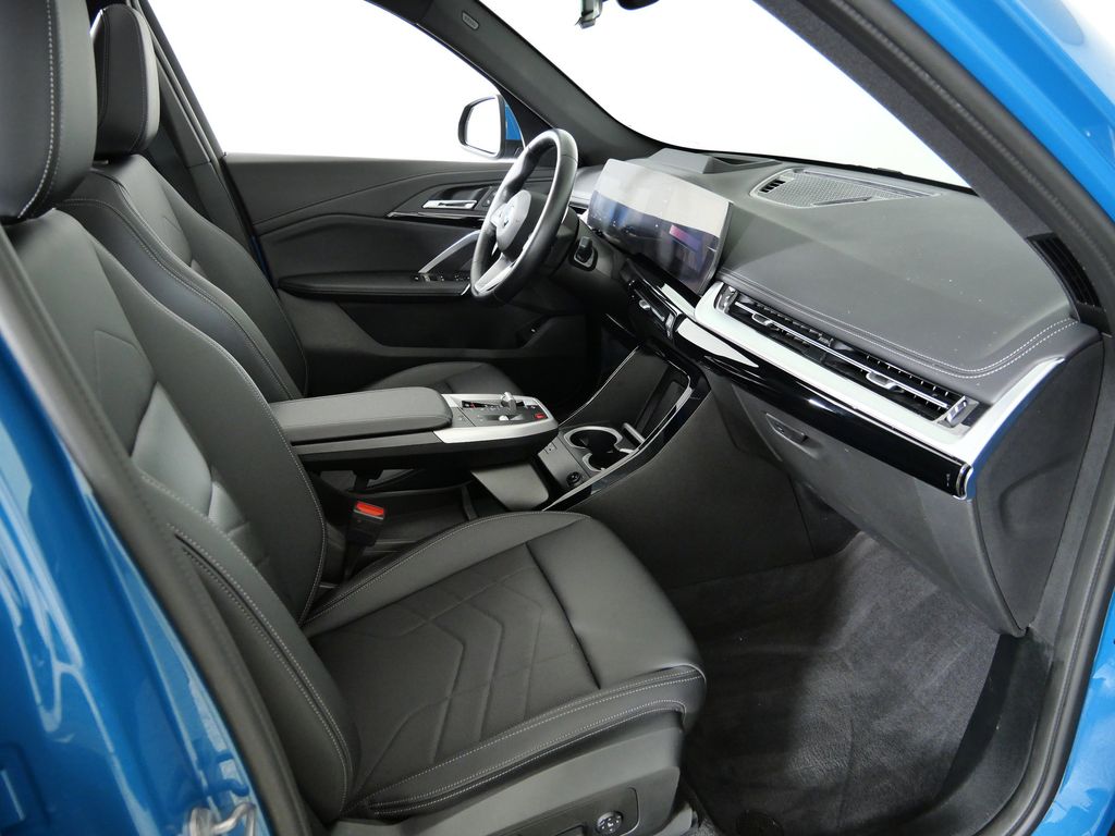 Thumbnail: 2025 BMW X1 - 24