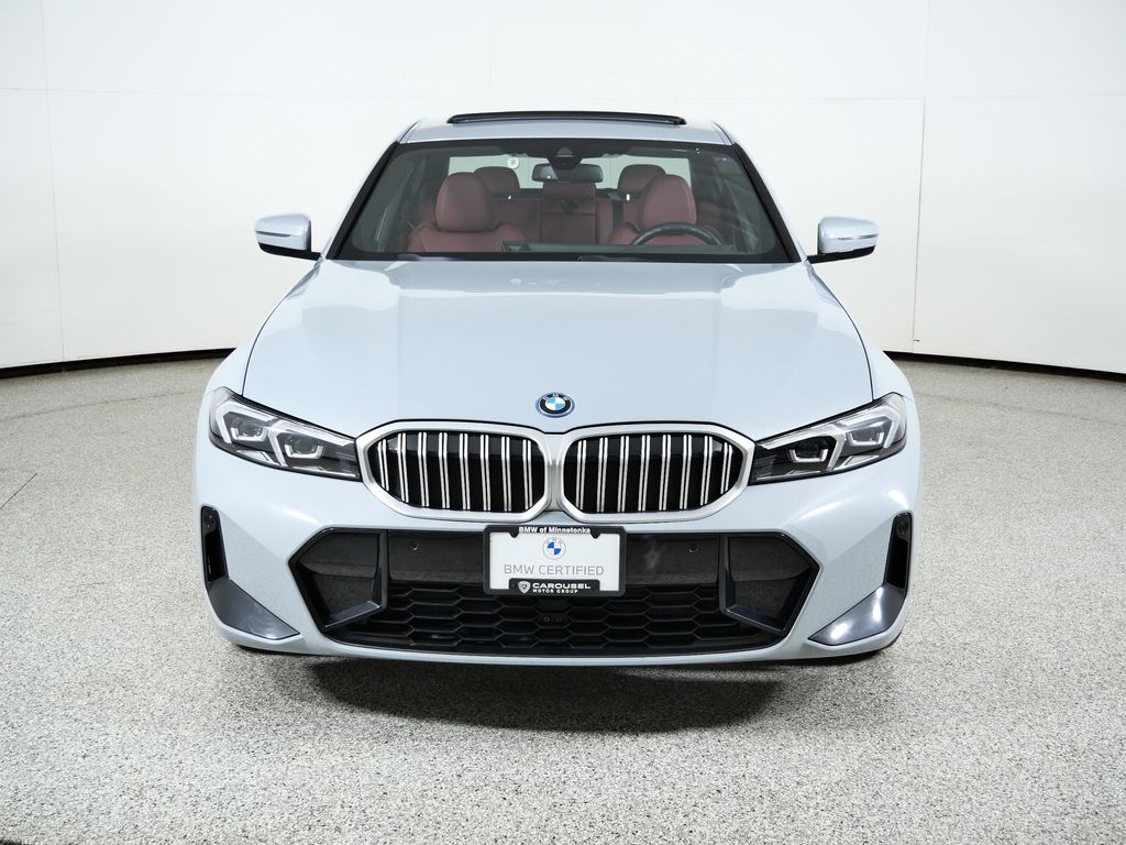 Thumbnail: 2023 BMW 3 Series - 3