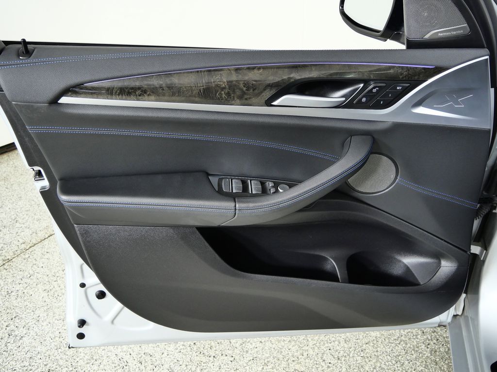 Thumbnail: 2020 BMW X3 - 33