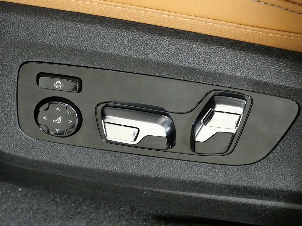 Thumbnail: 2026 BMW X5 - 39