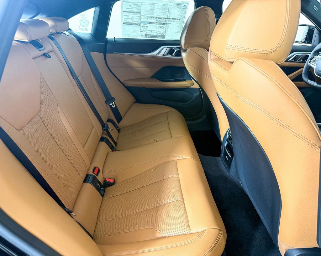 Thumbnail: 2025 BMW 4 Series - 26