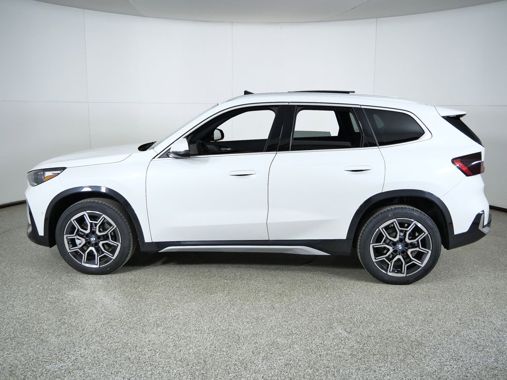 Thumbnail: 2026 BMW X1 - 15