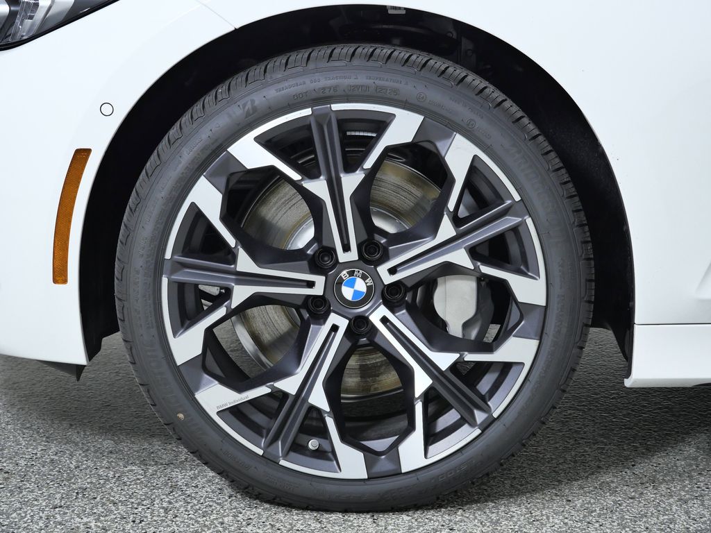 Thumbnail: 2026 BMW 3 Series - 17