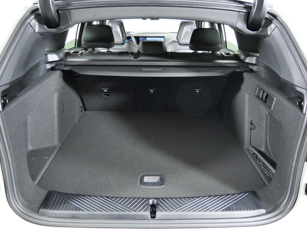 Thumbnail: 2026 BMW X3 - 28