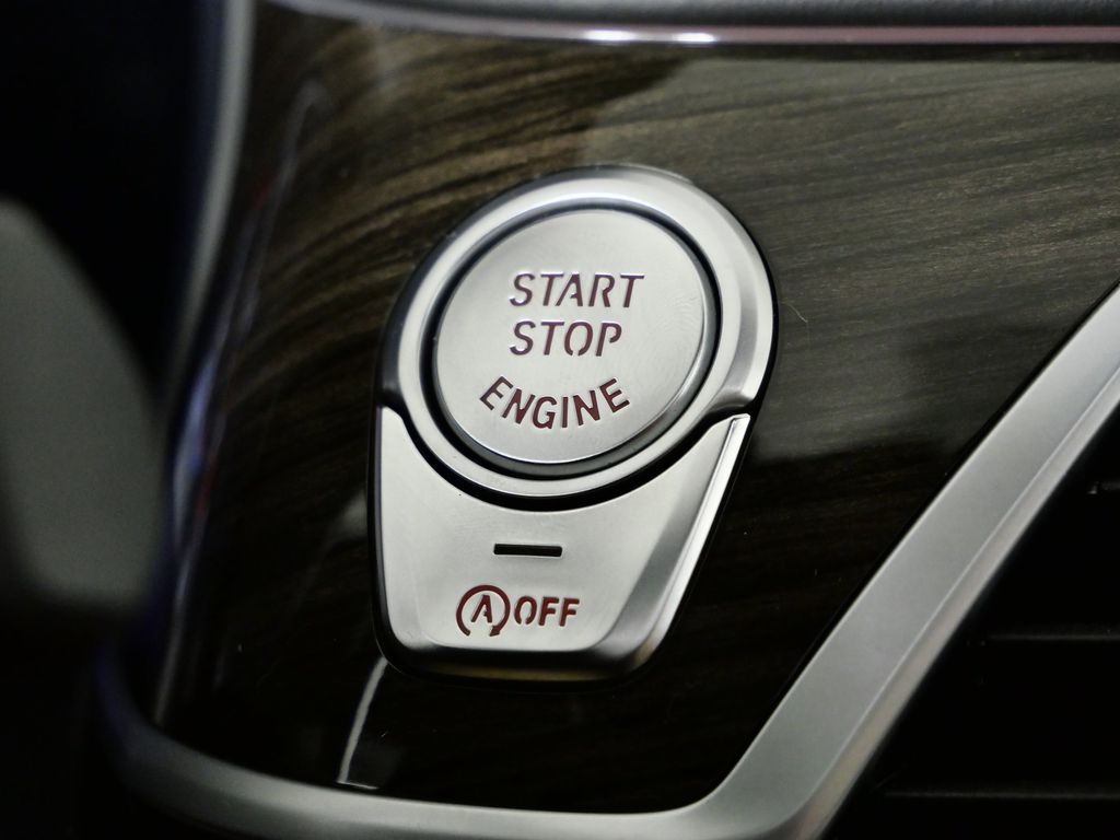 Thumbnail: 2022 BMW 7 Series - 50