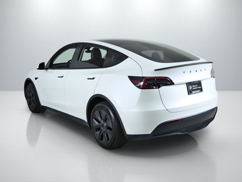 Thumbnail: 2025 Tesla Model Y - 15