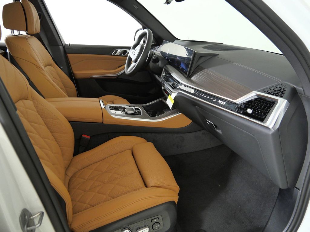 Thumbnail: 2026 BMW X5 - 20