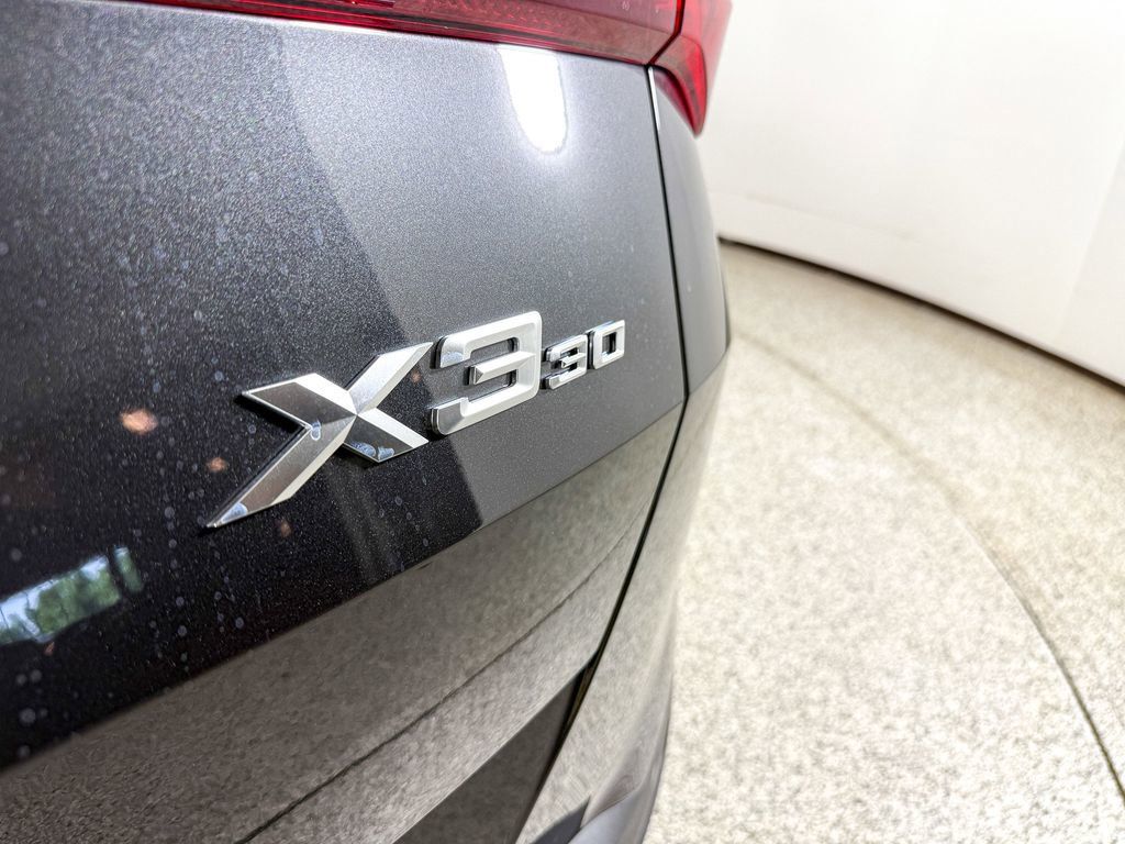 Thumbnail: 2025 BMW X3 - 16