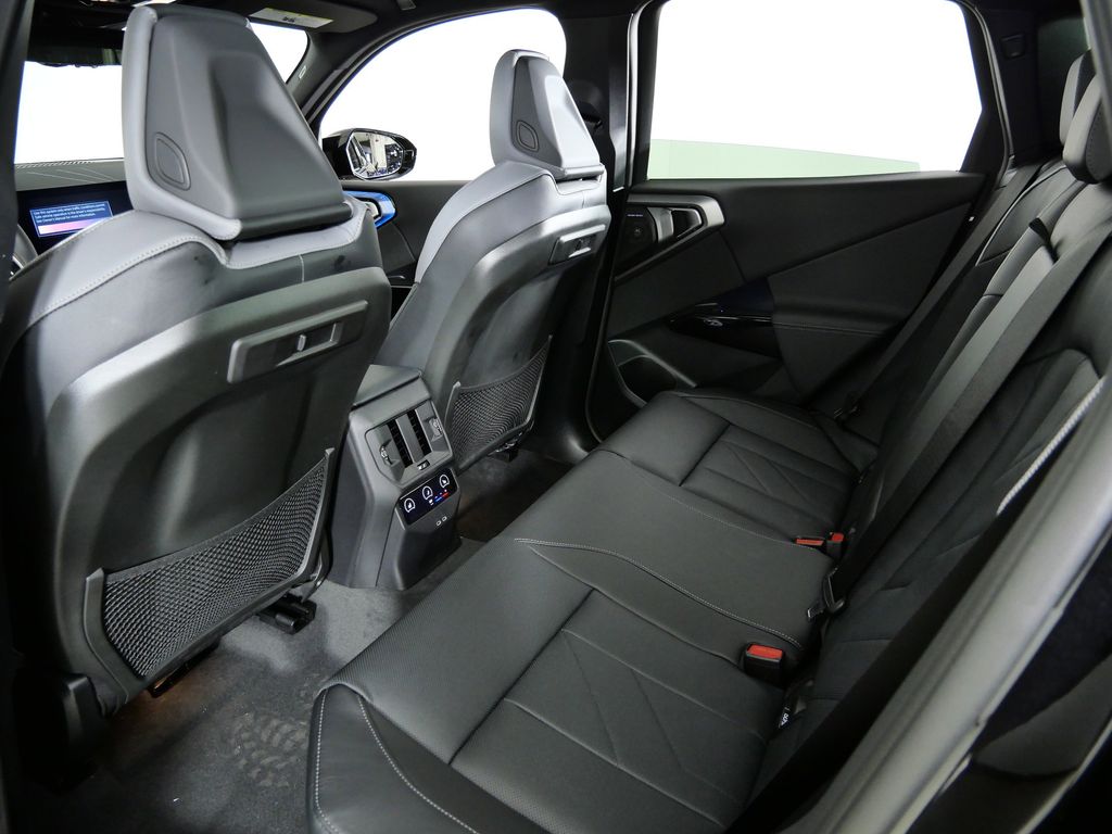 Thumbnail: 2026 BMW X3 - 31