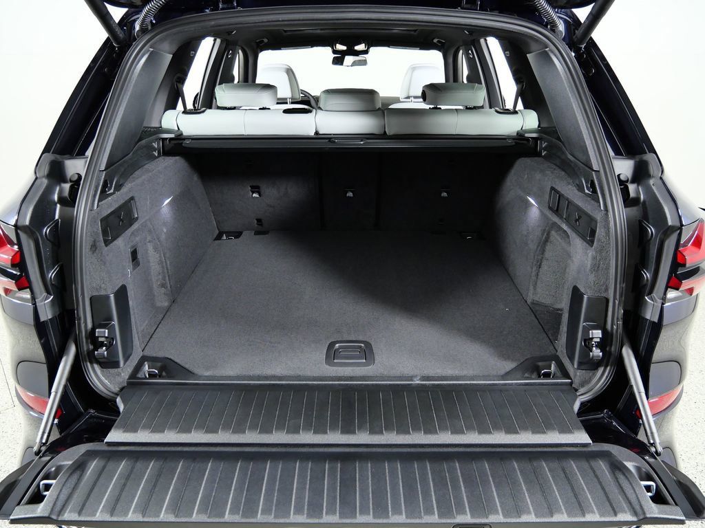 Thumbnail: 2026 BMW X5 - 30