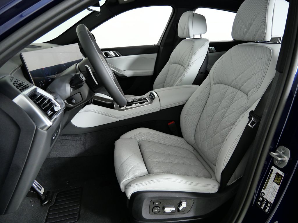 Thumbnail: 2026 BMW X6 - 35