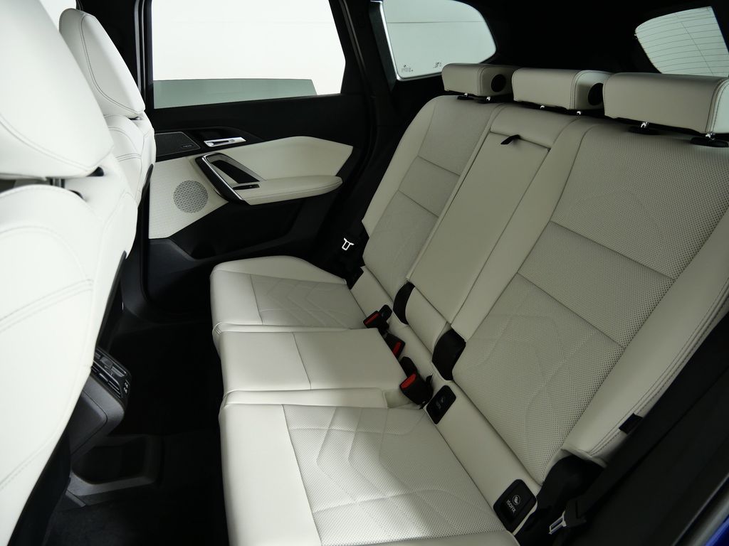 Thumbnail: 2026 BMW X1 - 30