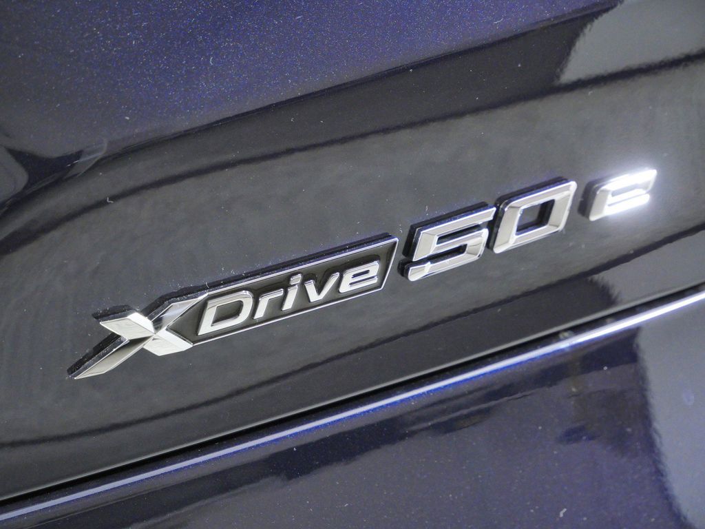 Thumbnail: 2026 BMW X5 - 12