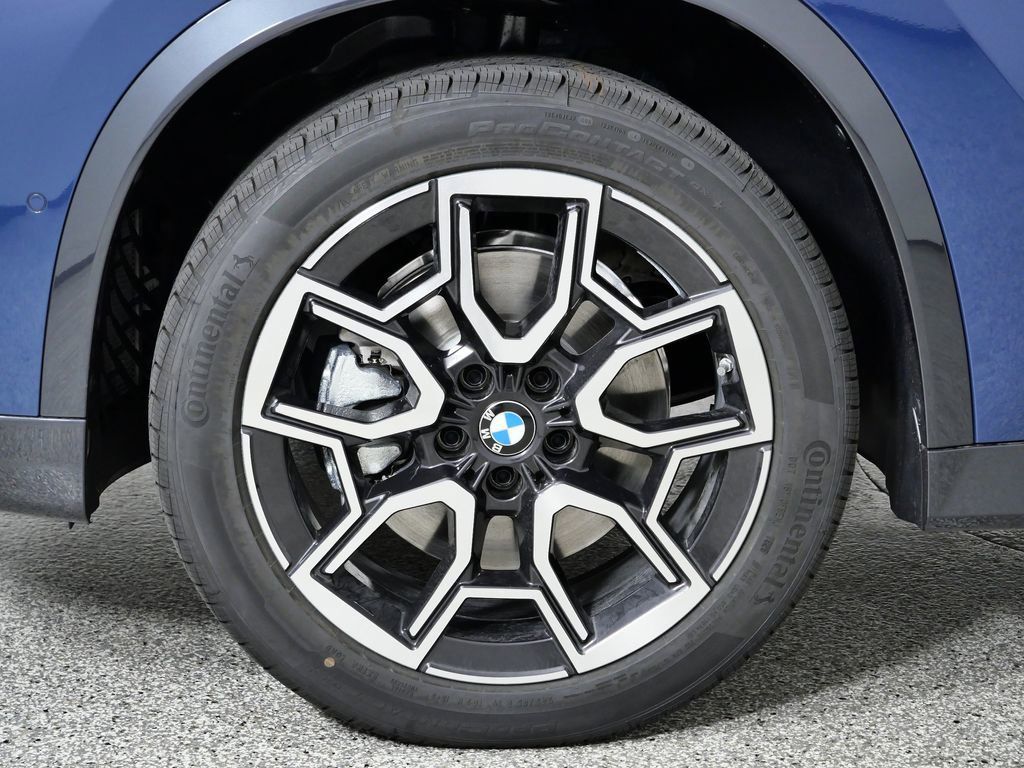 Thumbnail: 2026 BMW X1 - 19