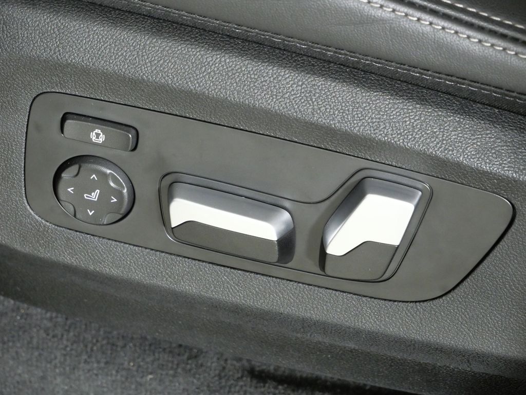 Thumbnail: 2024 BMW X5 - 44