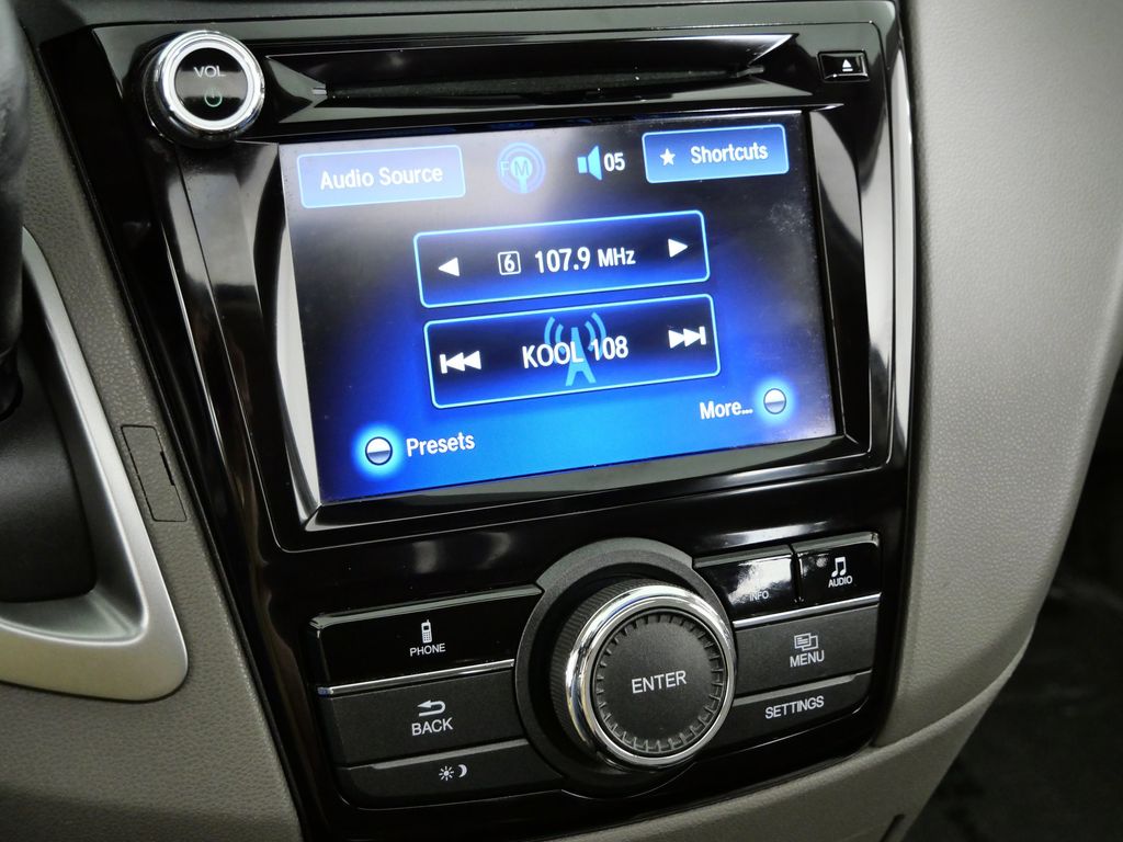 Thumbnail: 2014 Honda Odyssey - 44