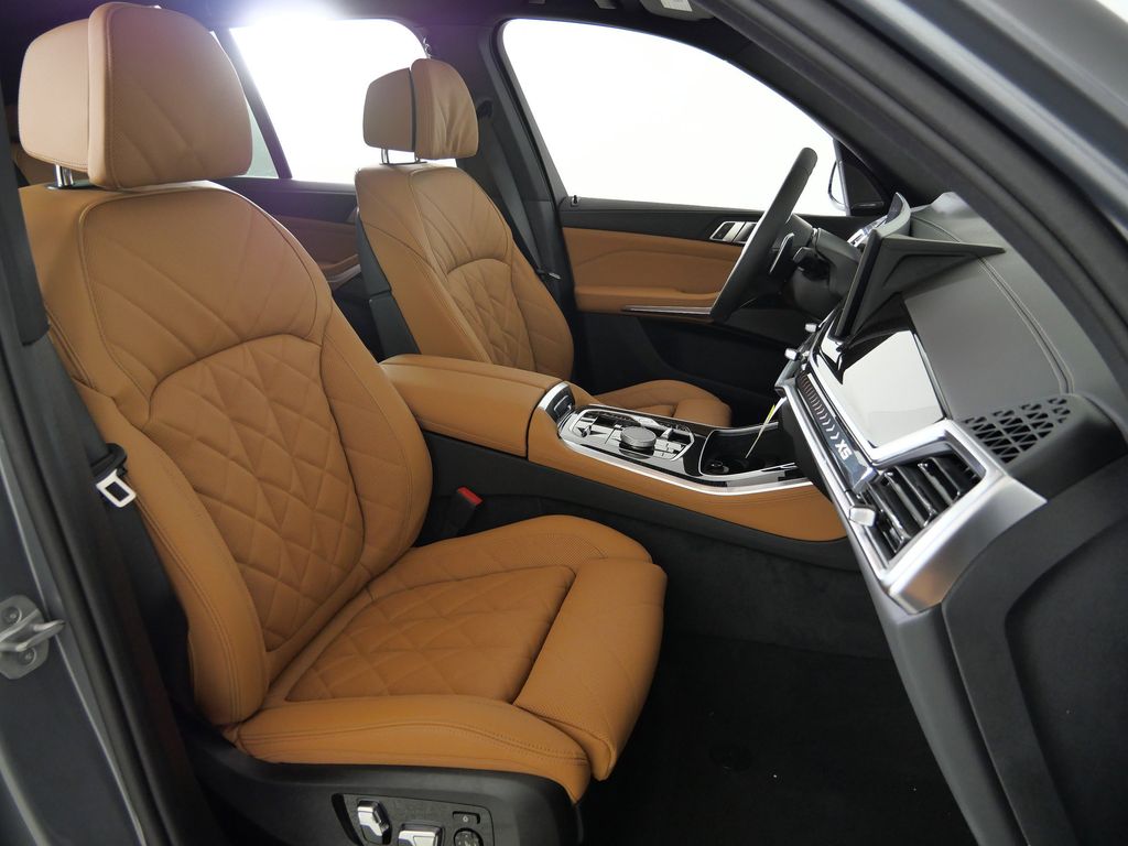 Thumbnail: 2026 BMW X5 - 21