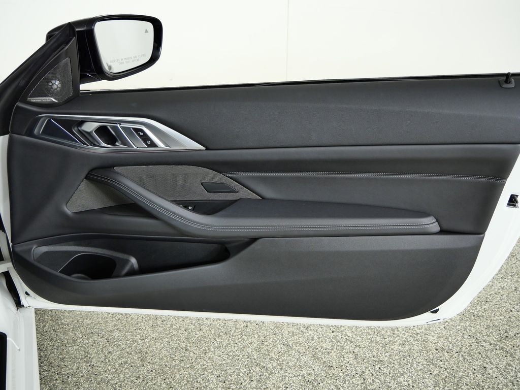 Thumbnail: 2023 BMW 4 Series - 23