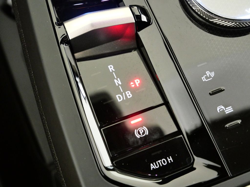 Thumbnail: 2024 BMW iX - 51