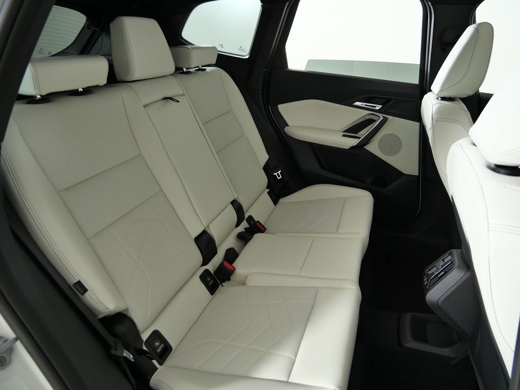 Thumbnail: 2026 BMW X1 - 25