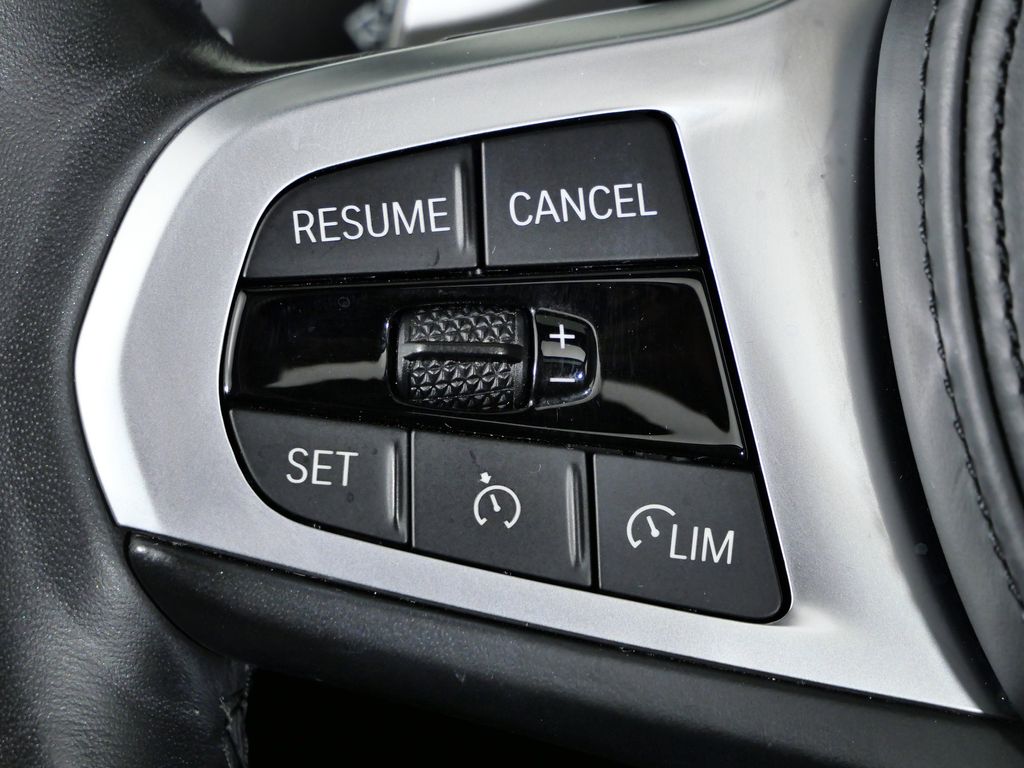 Thumbnail: 2021 BMW 3 Series - 41