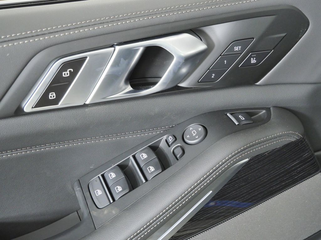 Thumbnail: 2026 BMW X5 - 37