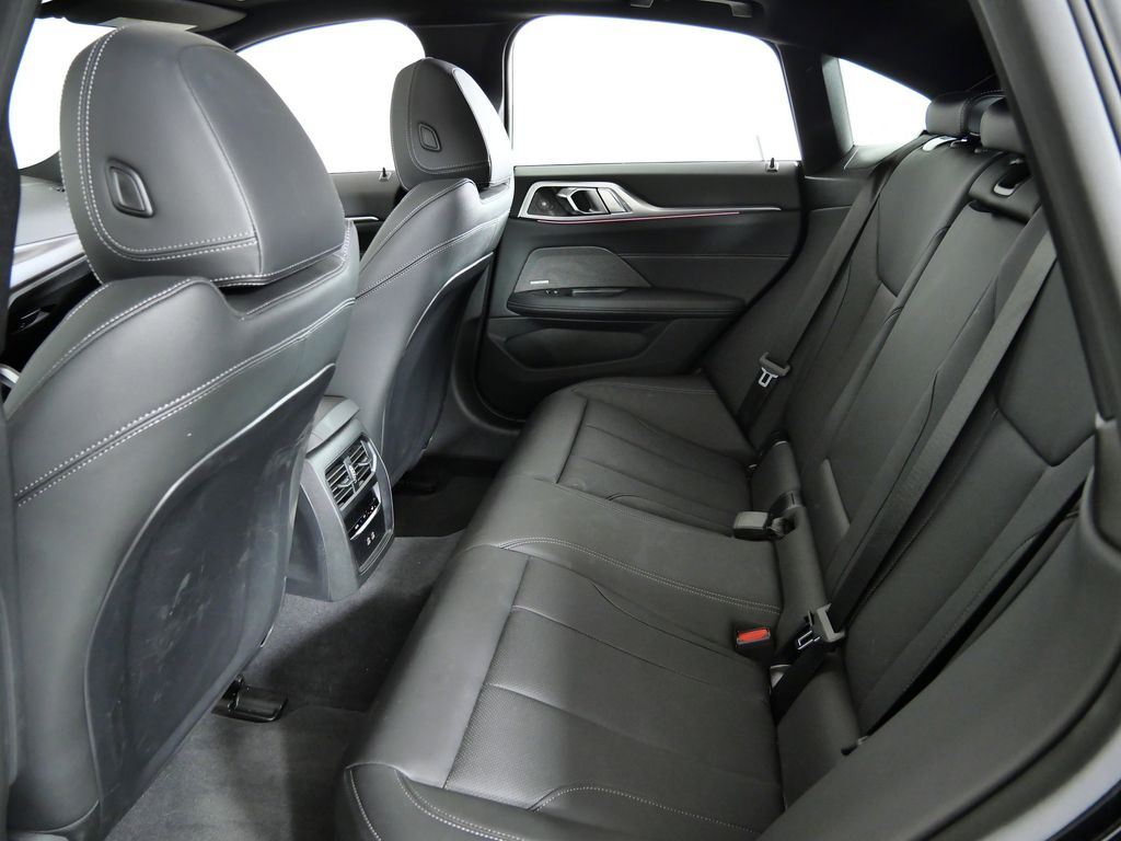 Thumbnail: 2025 BMW i4 - 35