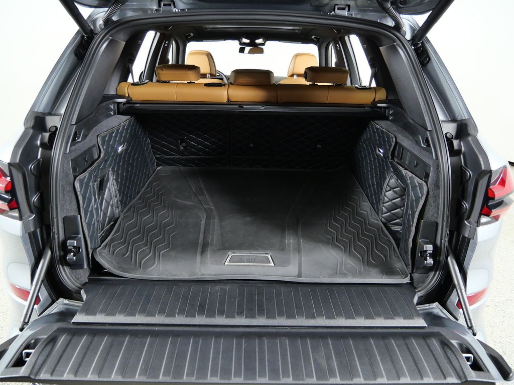 Thumbnail: 2026 BMW X5 - 31