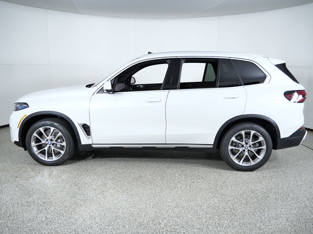 Thumbnail: 2026 BMW X5 - 15