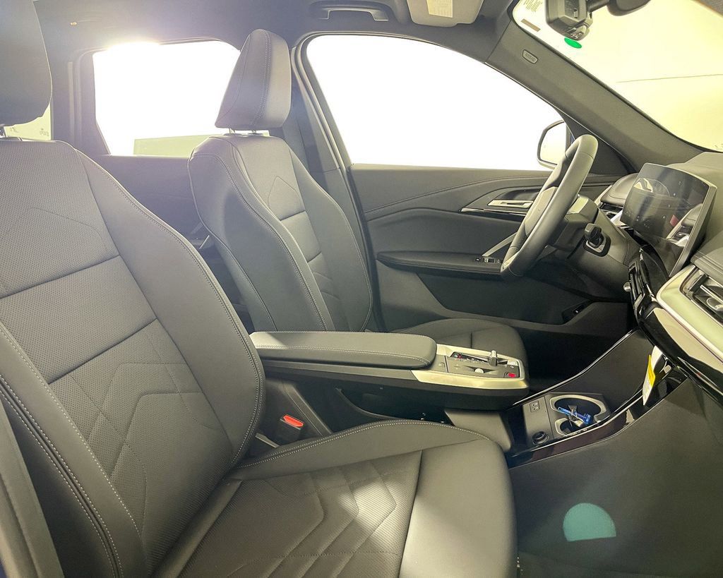 Thumbnail: 2025 BMW X1 - 26