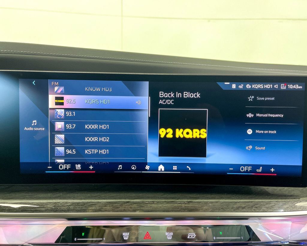 Thumbnail: 2025 BMW 7 Series - 46