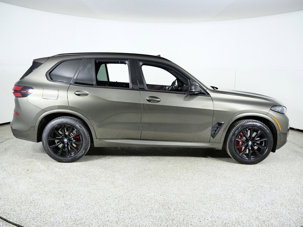 Thumbnail: 2024 BMW X5 - 10