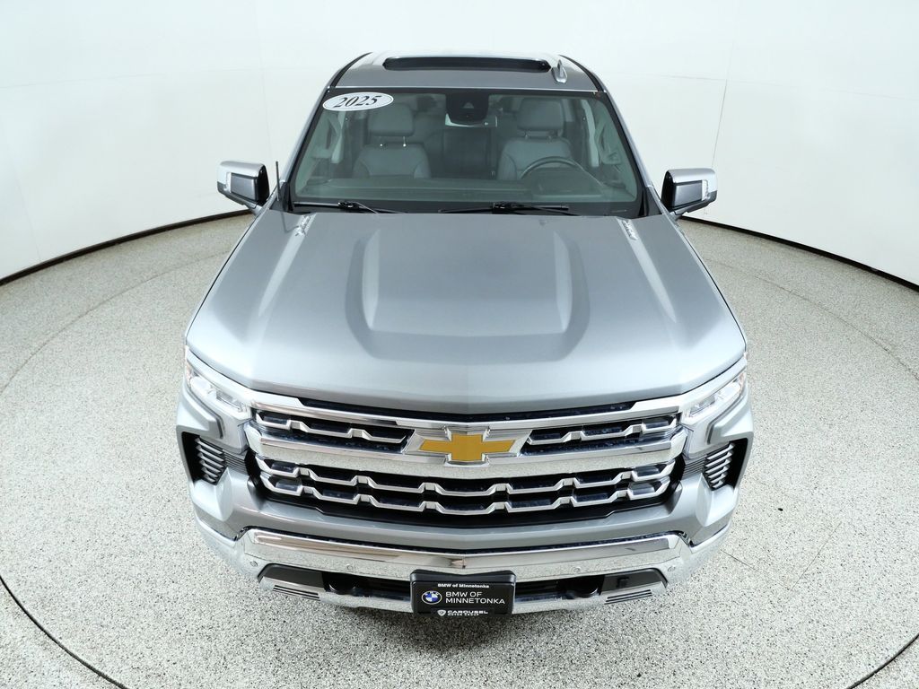 Thumbnail: 2025 Chevrolet Silverado 1500 - 4