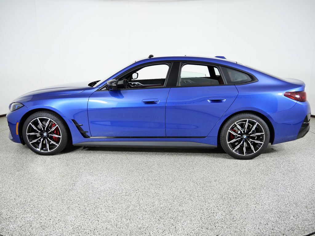 Thumbnail: 2025 BMW i4 - 16