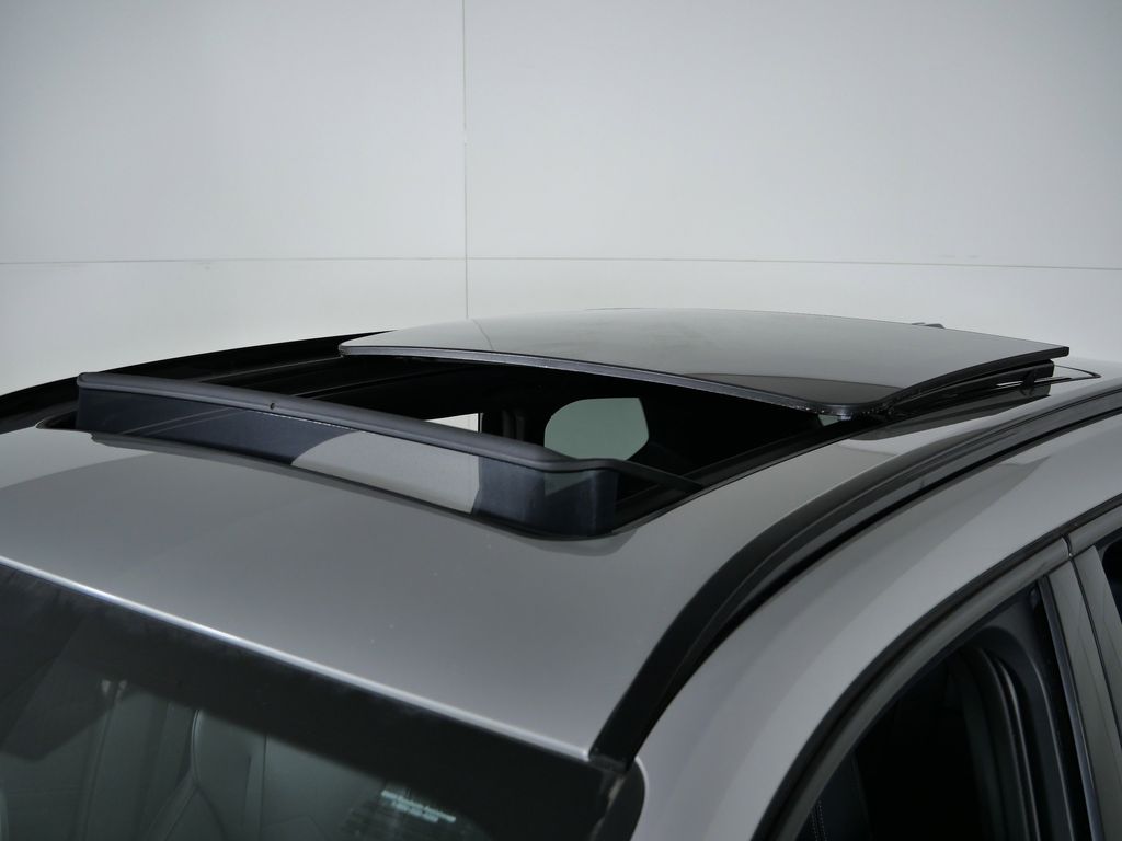 Thumbnail: 2026 BMW X1 - 18