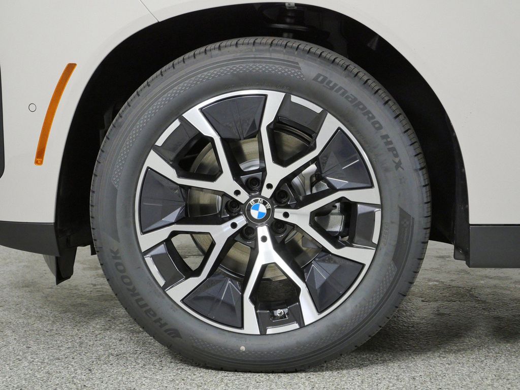 Thumbnail: 2026 BMW X3 - 16