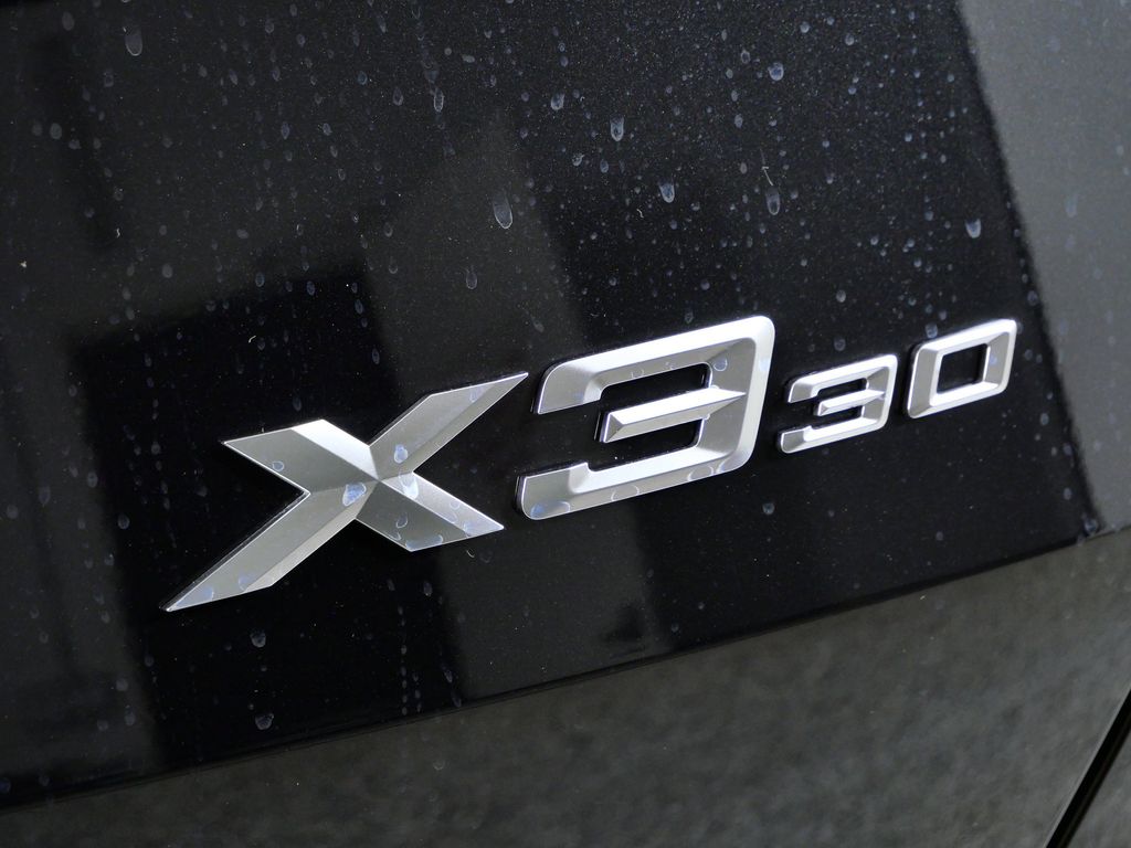 Thumbnail: 2026 BMW X3 - 12