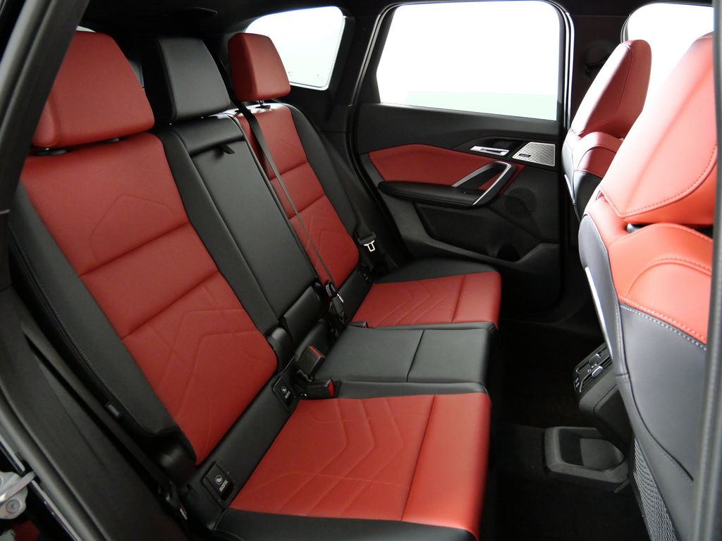 Thumbnail: 2023 BMW X1 - 30