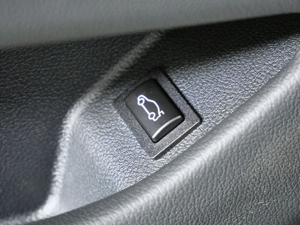 Thumbnail: 2026 BMW Z4 - 34