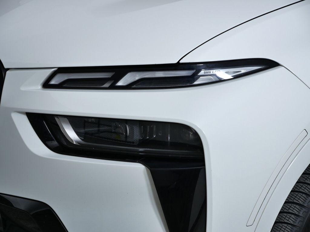 Thumbnail: 2024 BMW X7 - 4