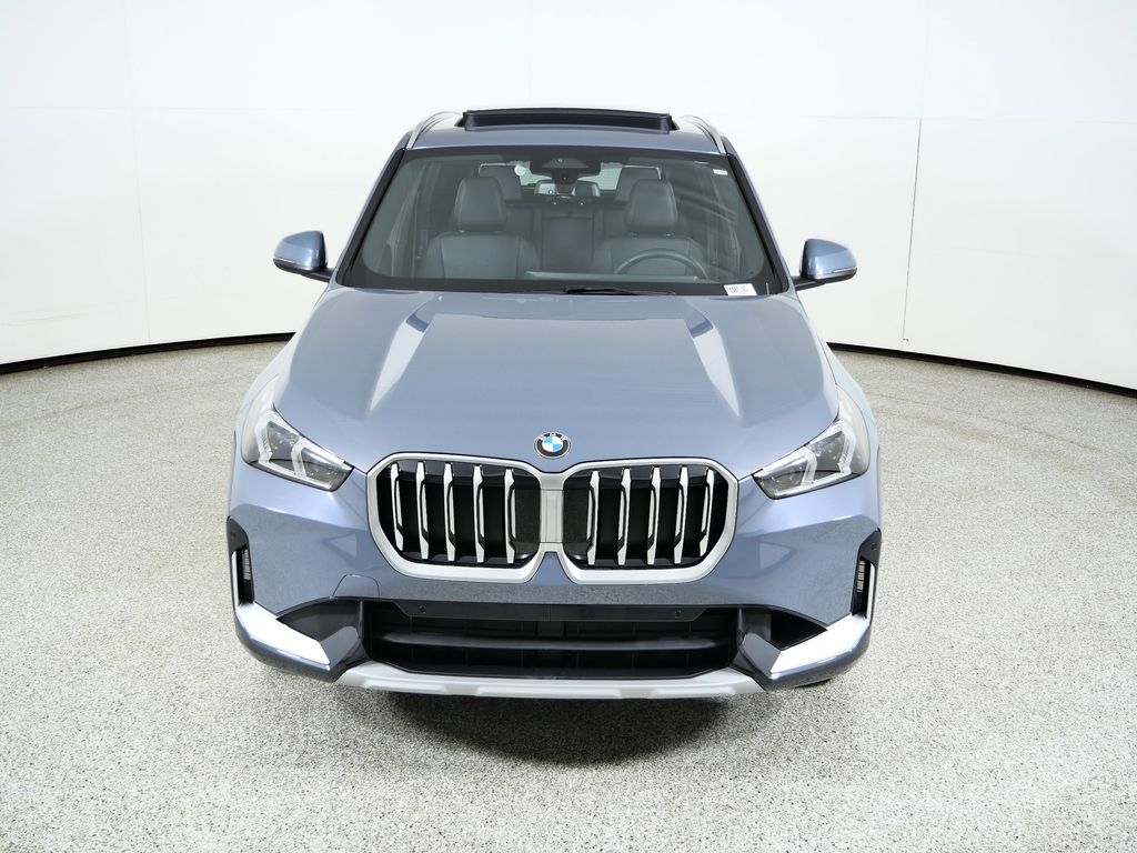 Thumbnail: 2026 BMW X1 - 16