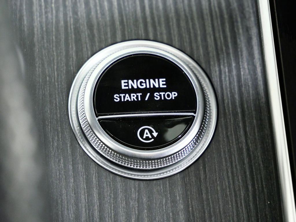 Thumbnail: 2024 Mercedes-Benz GLC - 46