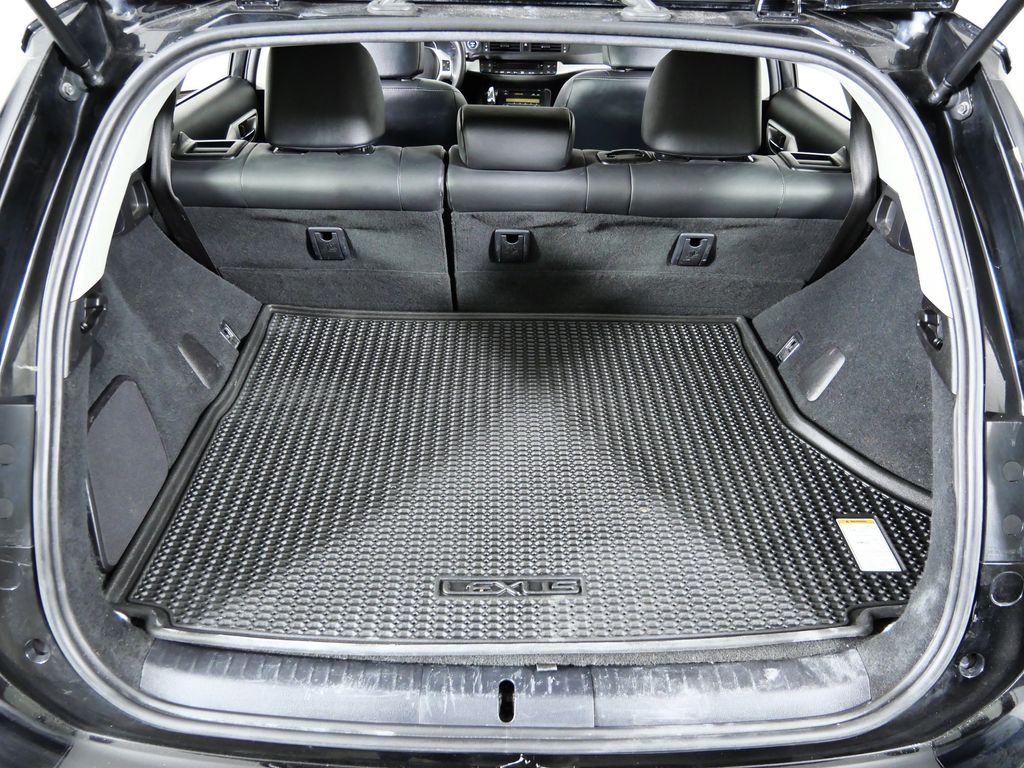 Thumbnail: 2013 Lexus CT - 26