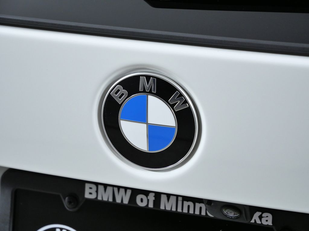 Thumbnail: 2025 BMW X1 - 14