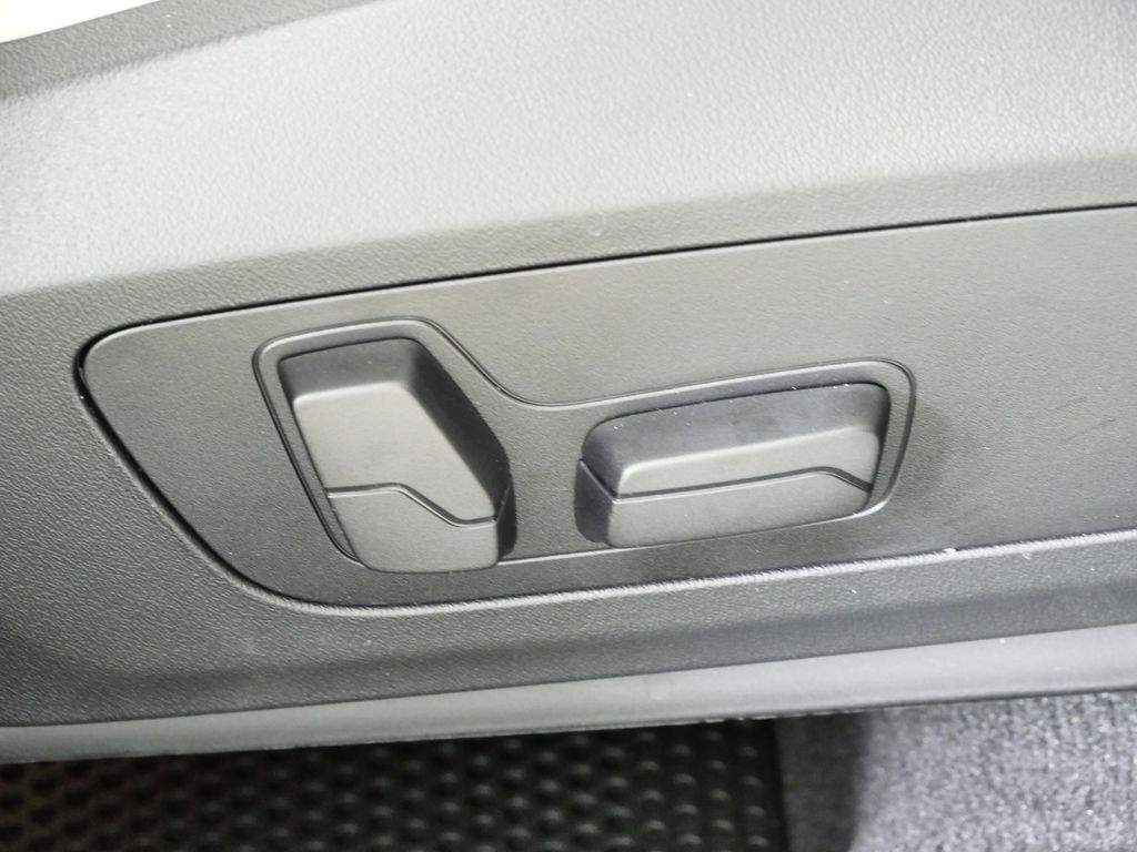 Thumbnail: 2026 BMW X1 - 27