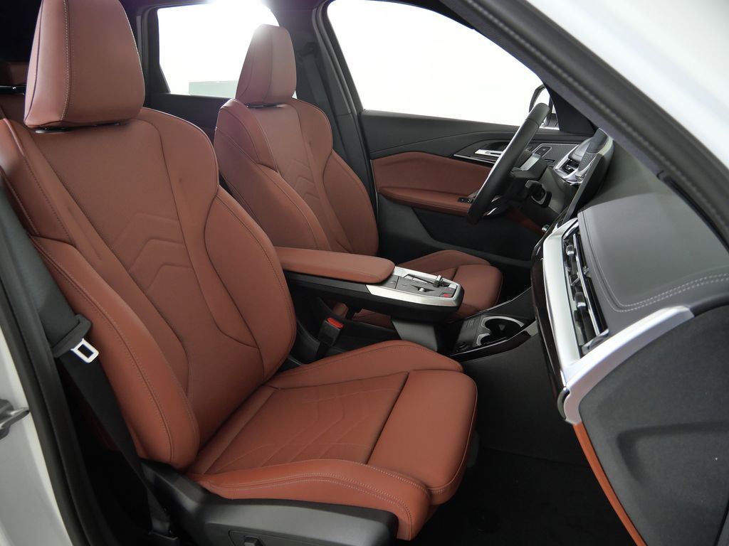 Thumbnail: 2026 BMW X1 - 21