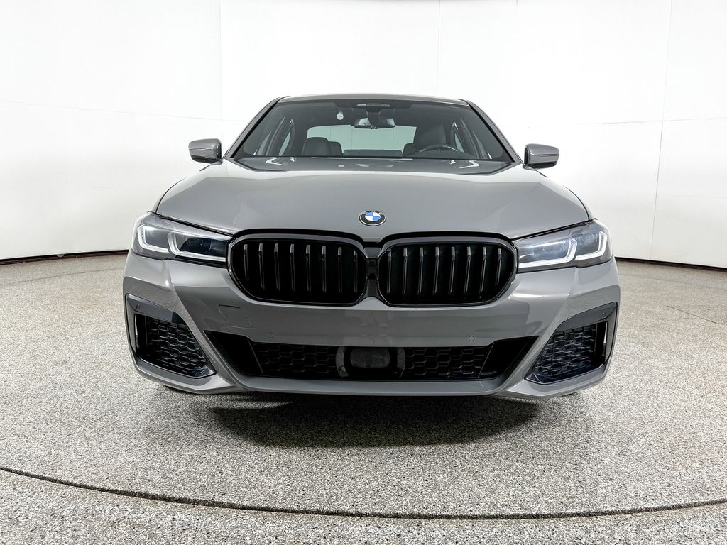 Thumbnail: 2022 BMW 5 Series - 3