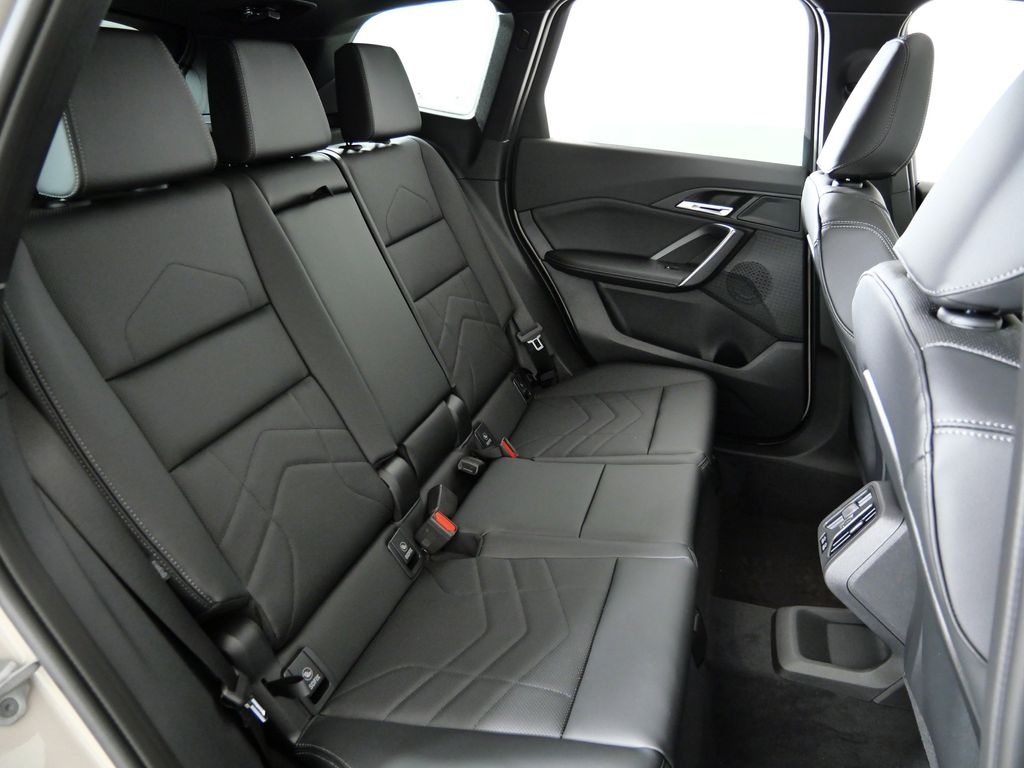 Thumbnail: 2026 BMW X1 - 24