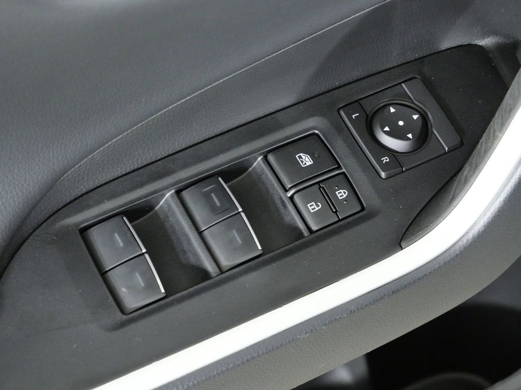 Thumbnail: 2024 Toyota RAV4 - 35