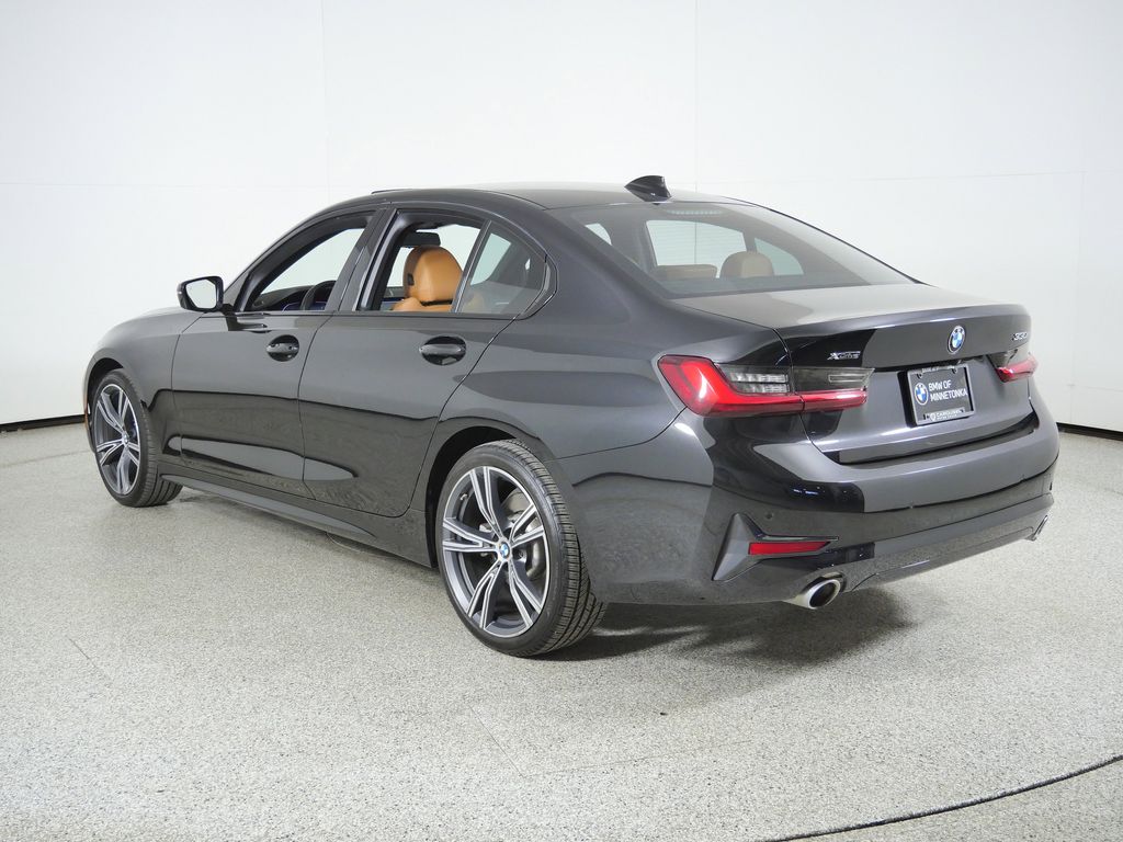 Thumbnail: 2022 BMW 3 Series - 15